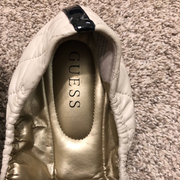 Guess off white ballerina flats - Picture 3 of 7